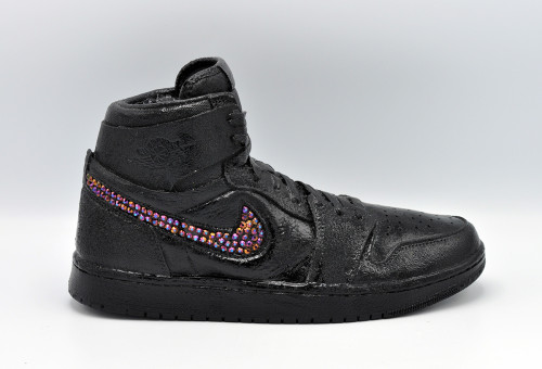 Mr. Banks + The High Black Shoe (purple)